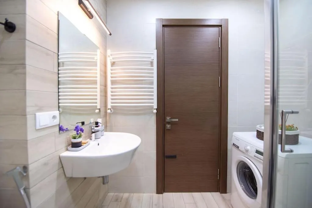 Gg Home - Cozy And Lovely 1-Bedroom Apartment In Saburtalo Tbilisi 0*,  Georgia